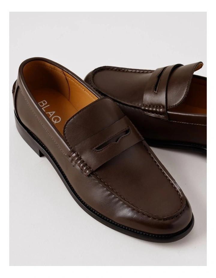Lorca Loafer in Chocolate image 4