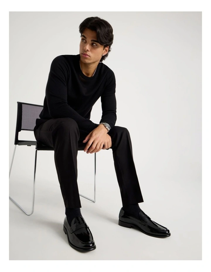Logan Crinkle Toe Loafer in Black image 2
