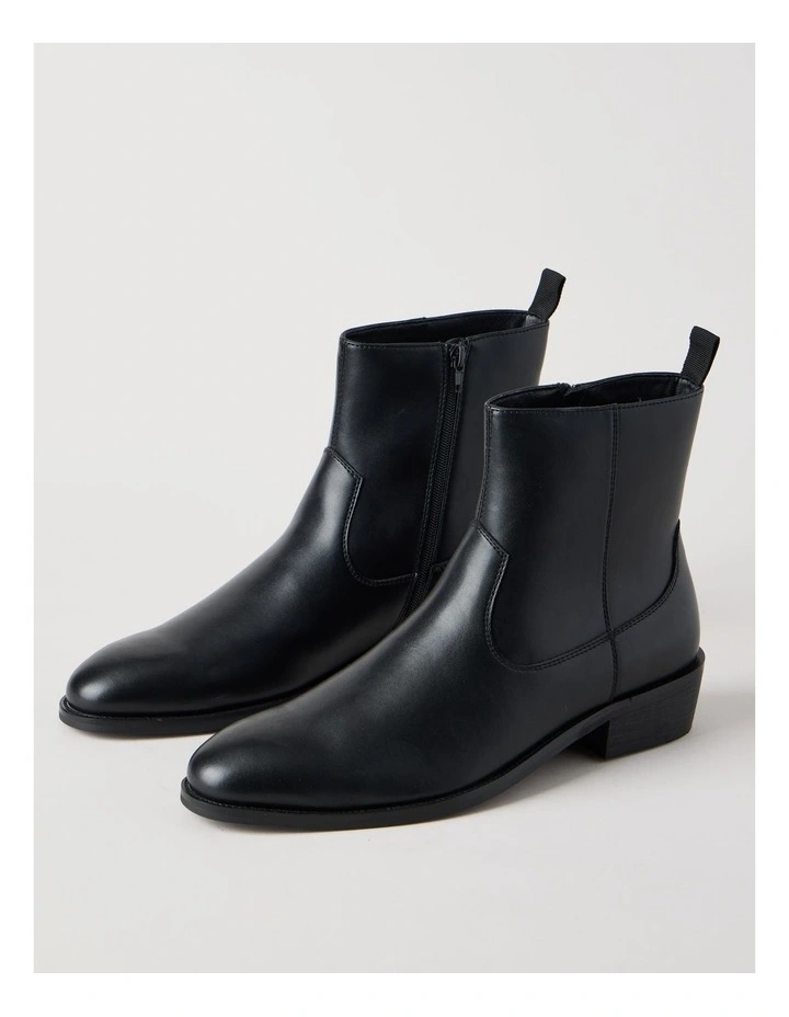 Jasper Cuban Heel Boot in Black image 5