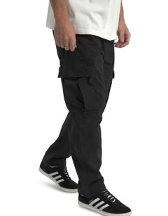 League Cargo Pant in Black