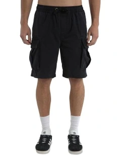 League Cargo Short in Black