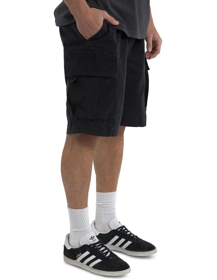 League Cargo Short in Black image 2