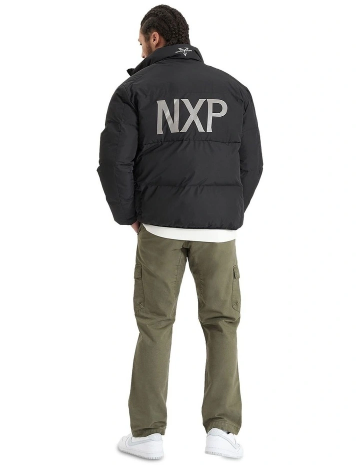 Forfeit Puffer Jacket in Jet Black image 7