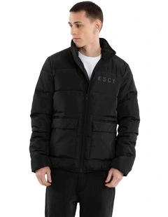 Solitary Puffer Jacket in Black