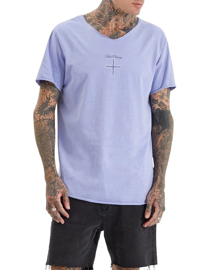 Chained Raw V-Neck Tee in Pigment Thistle Down image 2