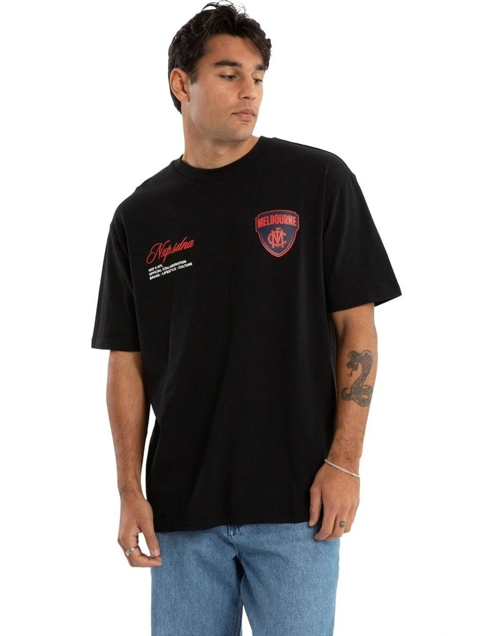 Melbourne Season Tee in Black image 5