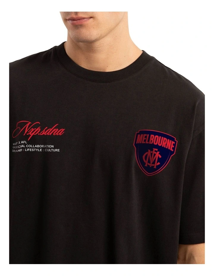 Melbourne Season Tee in Black image 4