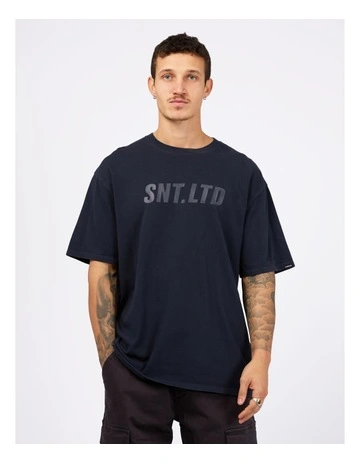 Vital Tee in Navy