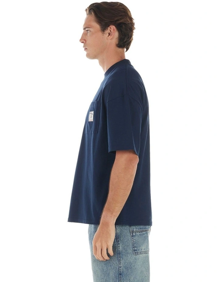 Harvey T-shirt in Navy image 3