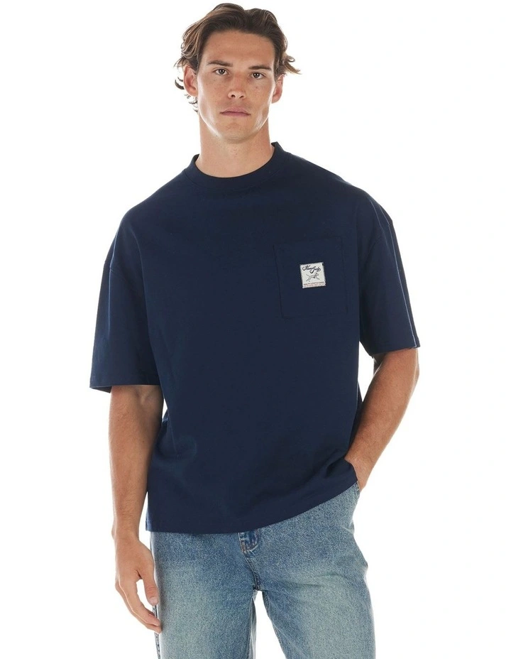 Harvey T-shirt in Navy image 4