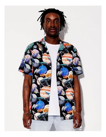 Outer Ocean Print Short Sleeve Linen Blend Shirt in Black