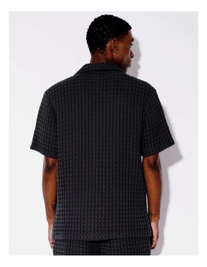 Chunky Waffle Short Sleeve Shirt in Charcoal image 5