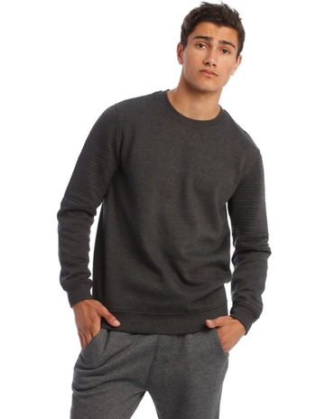 mens sweat tops