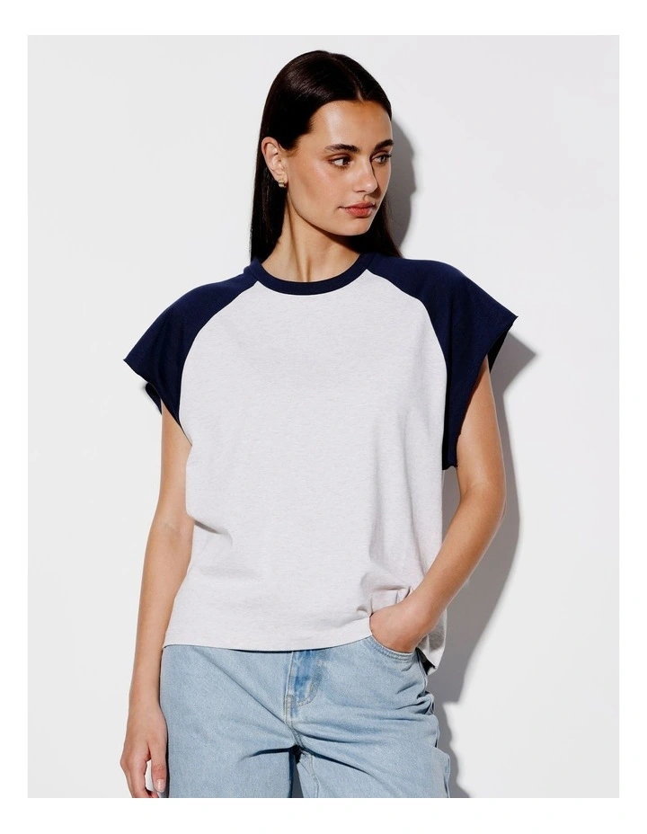 Macus All Gender Raglan Muscle Cropped Tee in Grey image 2