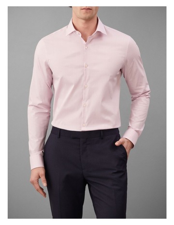 Pink colour