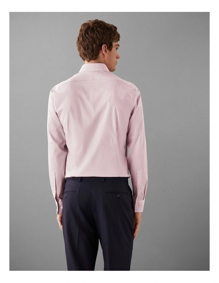 Poplin Dress Shirt in Pink image 4