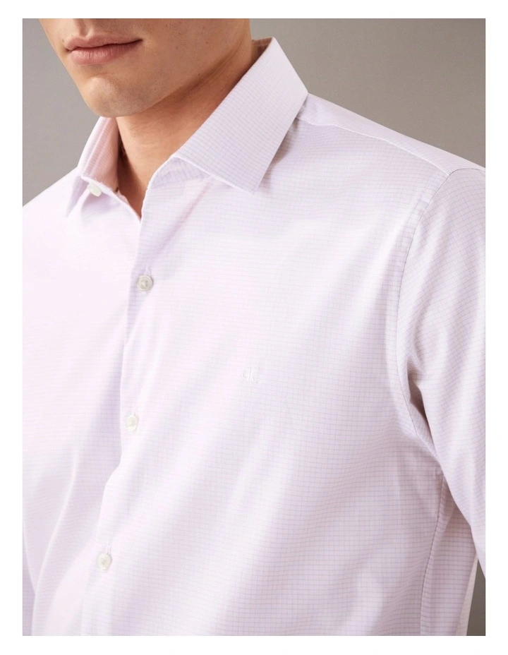 Poplin Dress Shirt in Pink image 3