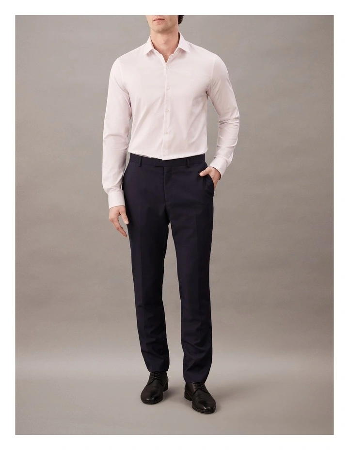 Poplin Dress Shirt in Pink image 2