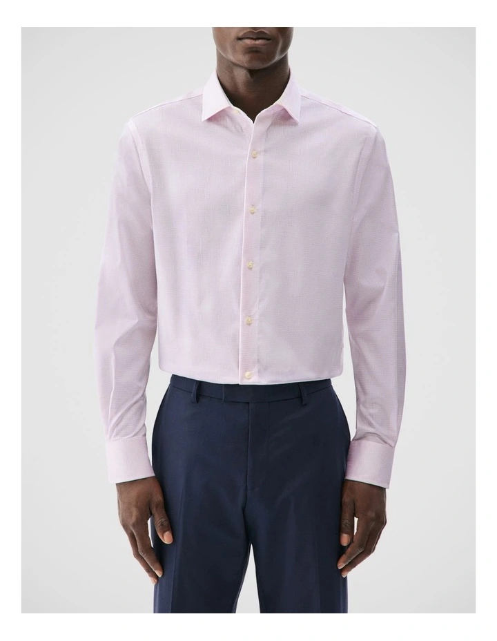 TH Flex Twill Solid Shirt in Pink image 1