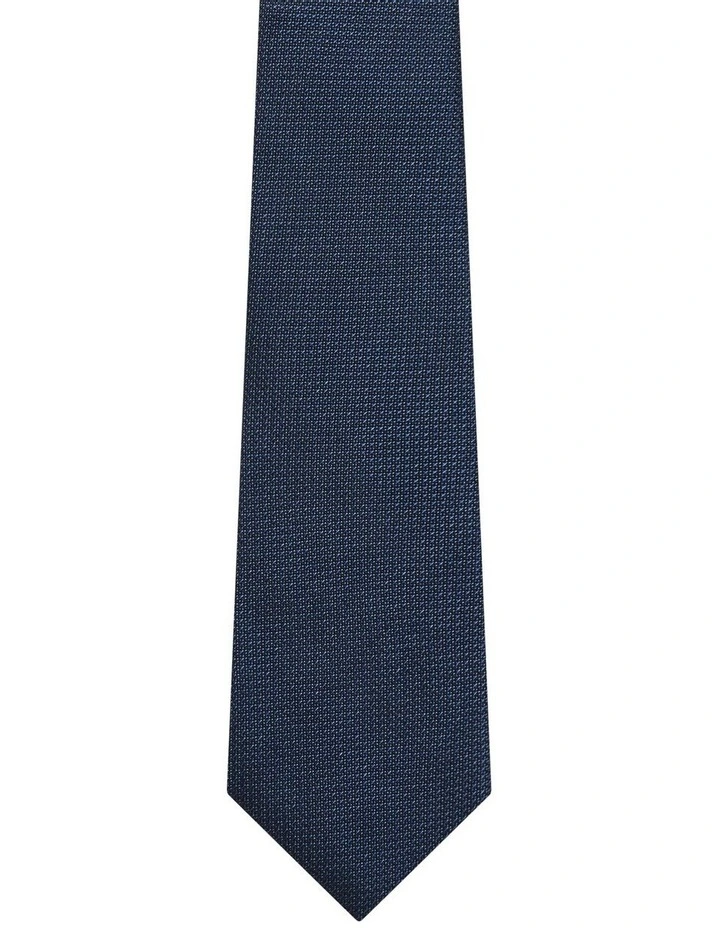 Silk Texture Tie in Navy image 2