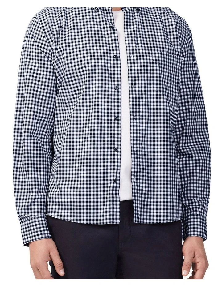 Washed Poplin Nevertuck Shirt in Navy image 2