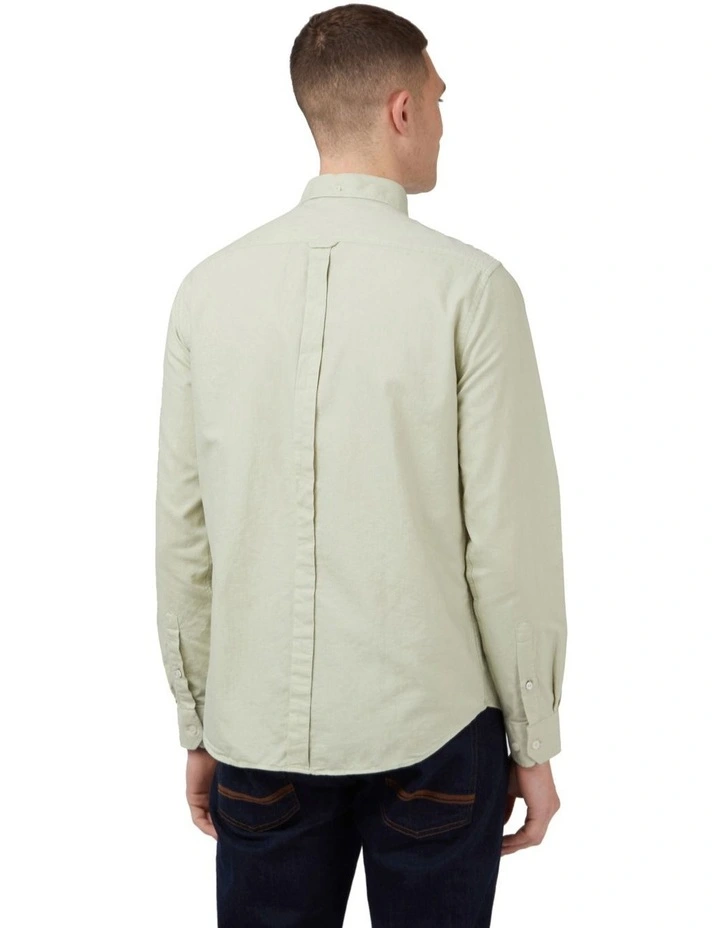 Signature Oxford Long Sleeve Shirt in Pistachio image 3