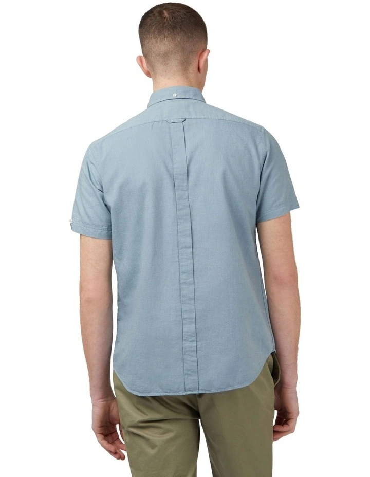 Signature Oxford Short Sleeve Shirt in Blue image 3