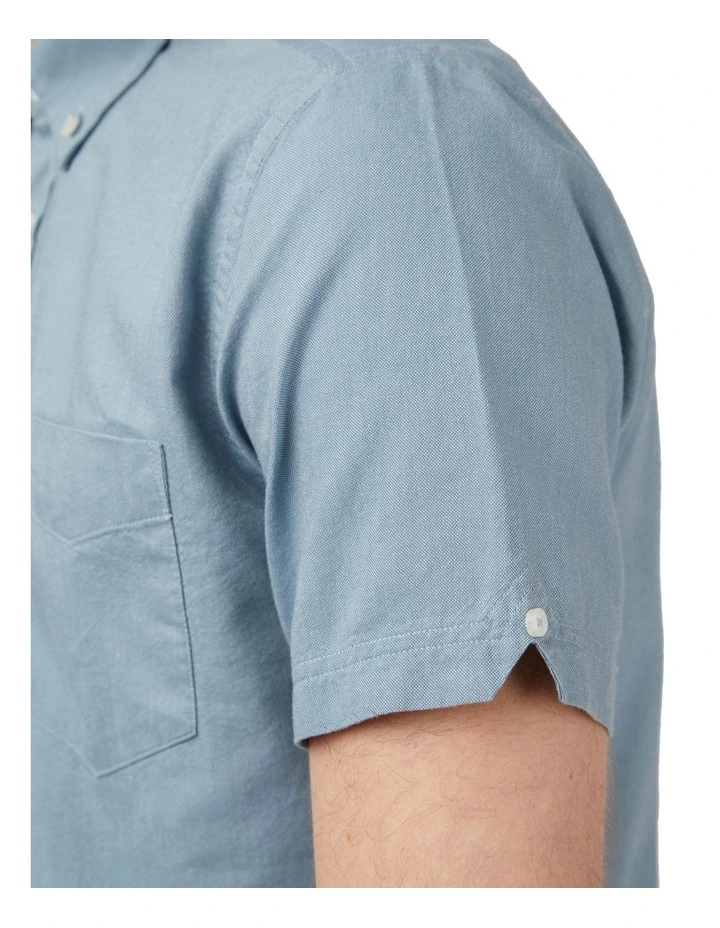 Signature Oxford Short Sleeve Shirt in Blue image 5