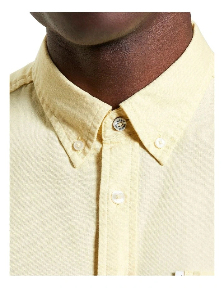 Signature Oxford Short Sleeve Shirt in Corn image 4