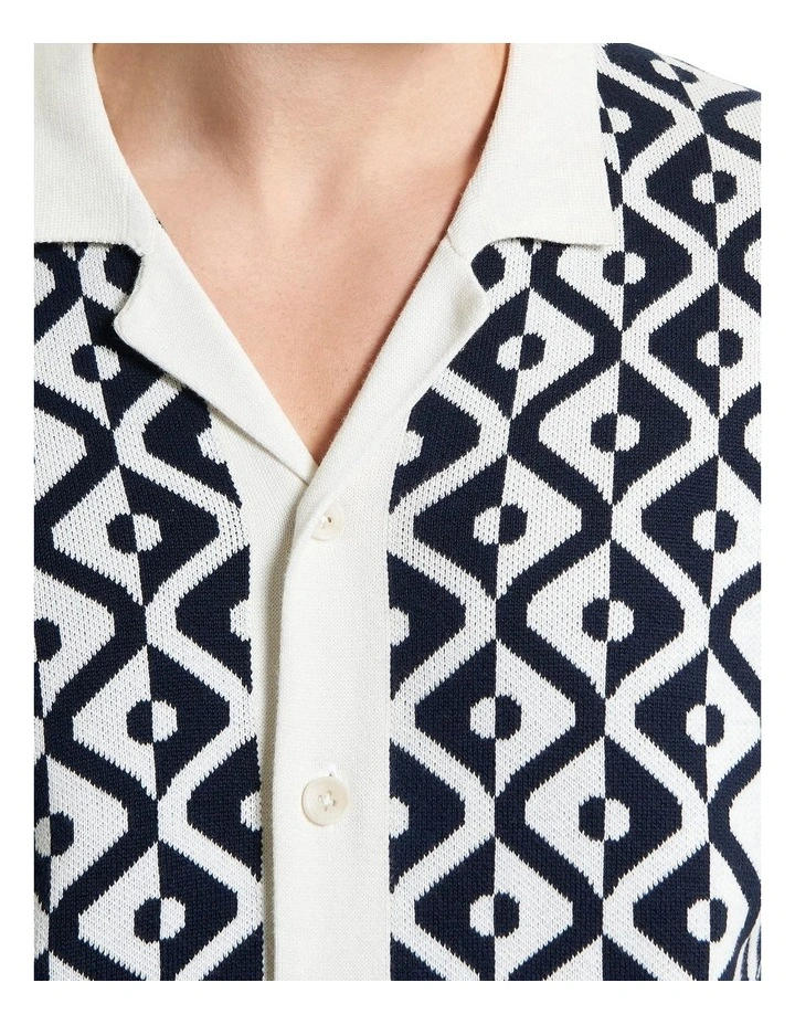 Tile Jacquard Resort Short Sleeve Knitted Shirt in Ivory image 4