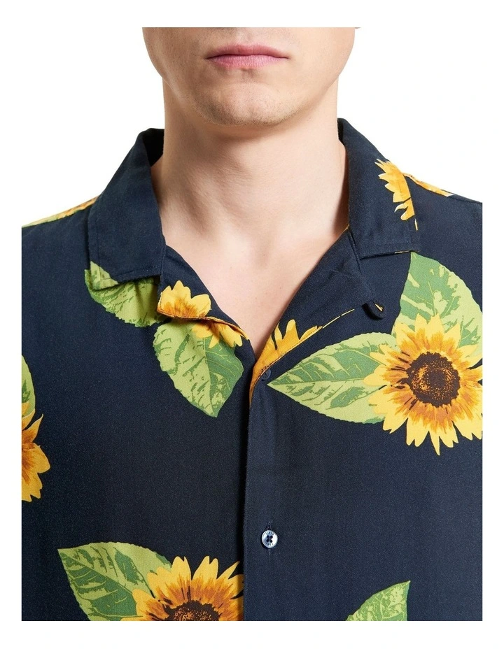 Sunflower Print Short Sleeve Shirt in Midnight image 4