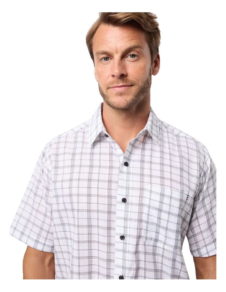 Lucius Short Sleeve Shirt in Ink image 4