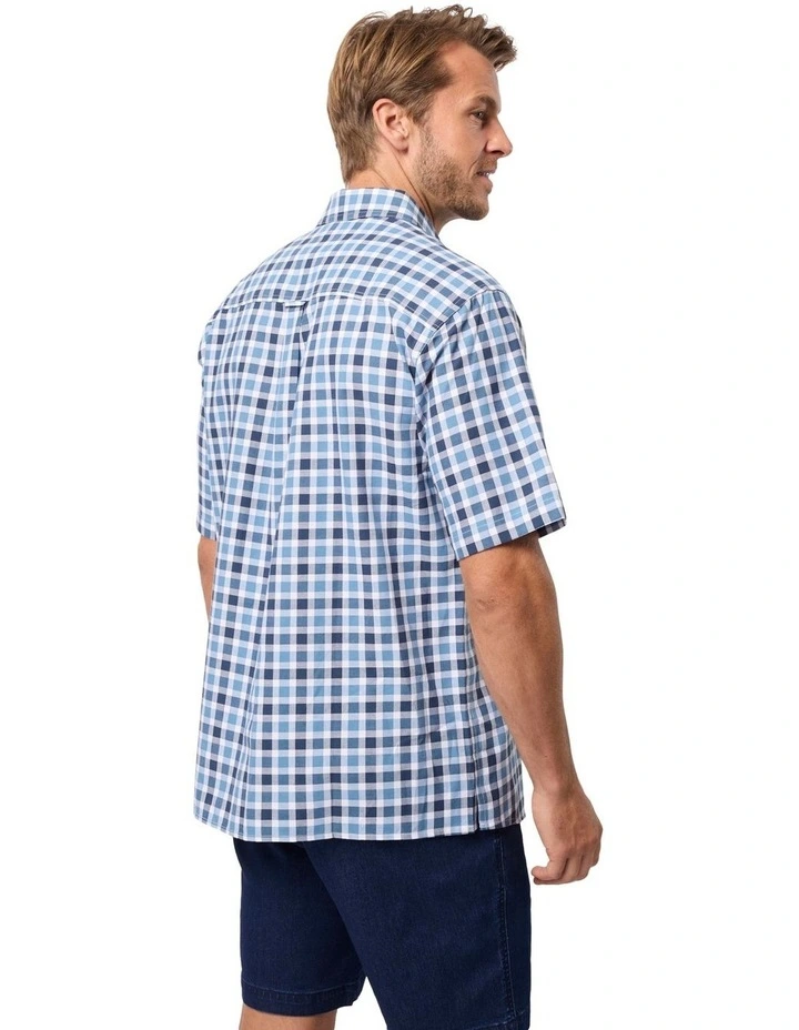 Larrie Oxford Short Sleeve Shirt in Vista Blue image 2