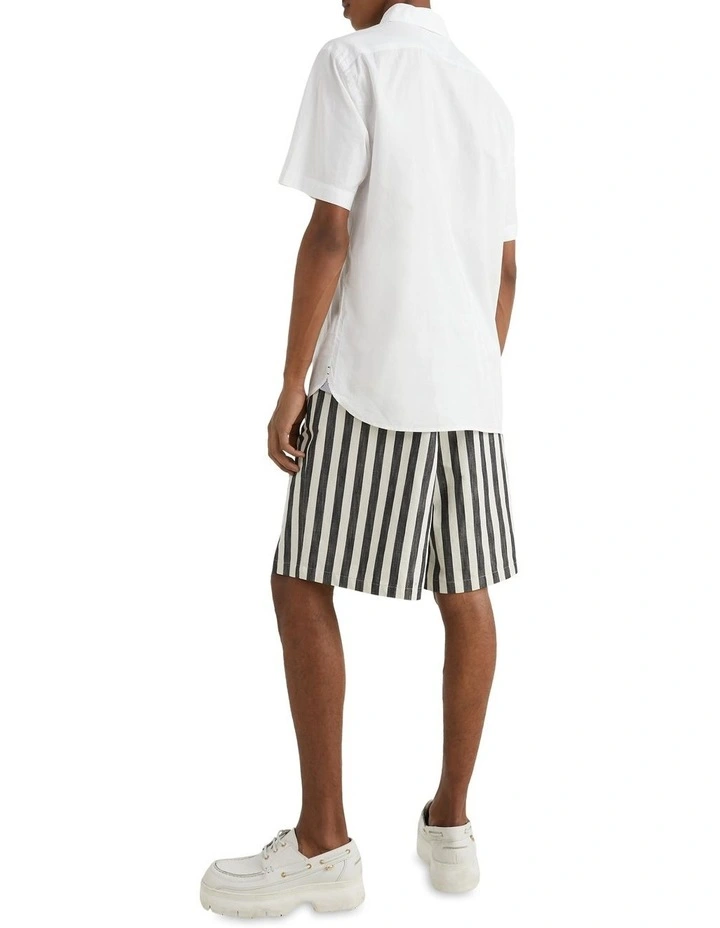 Poplin Flex Short Sleeve Shirt in White image 4