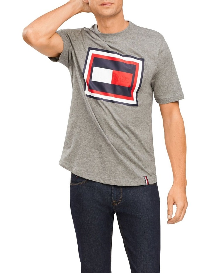 tommy hilfiger relaxed fit t shirt