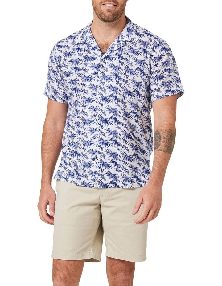 Arlo Short Sleeve Palm Tree Print Shirt in White/Navy