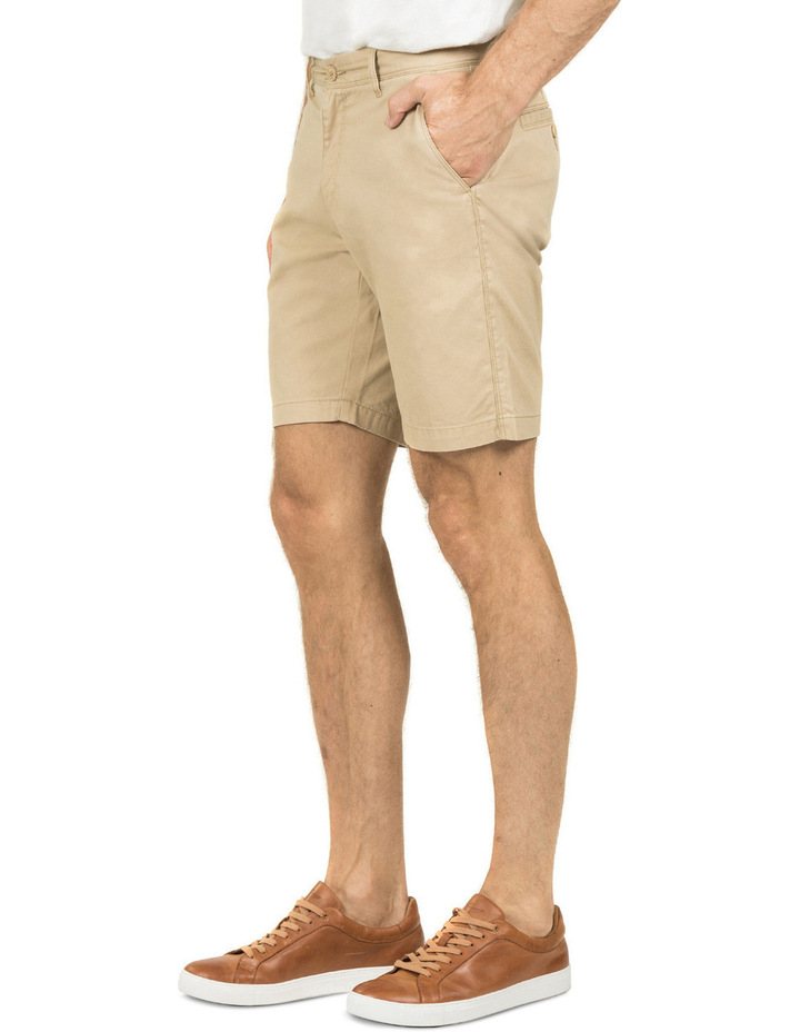 chino shorts beige