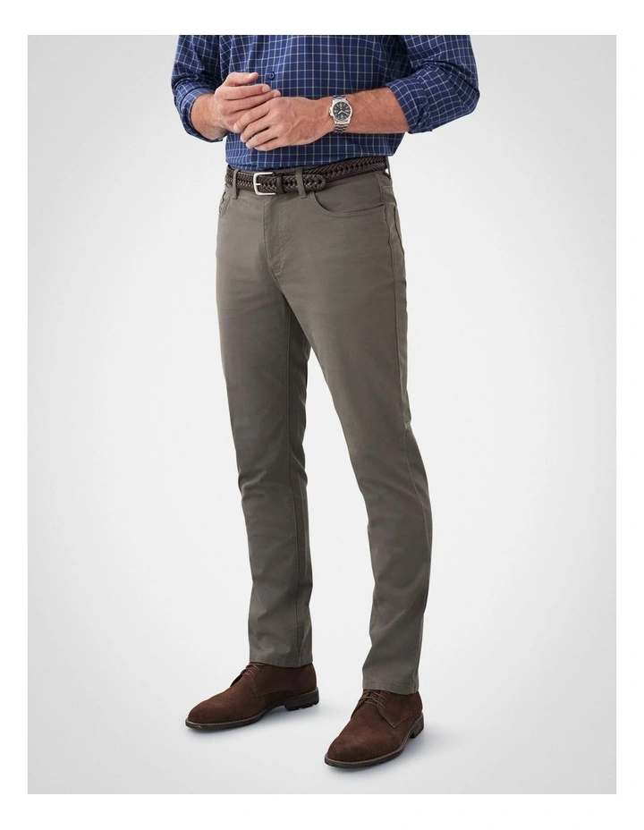 Stretch Bedford Cord Trouser in Green image 4