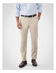 Comfort Stretch Chino Pant in Sand