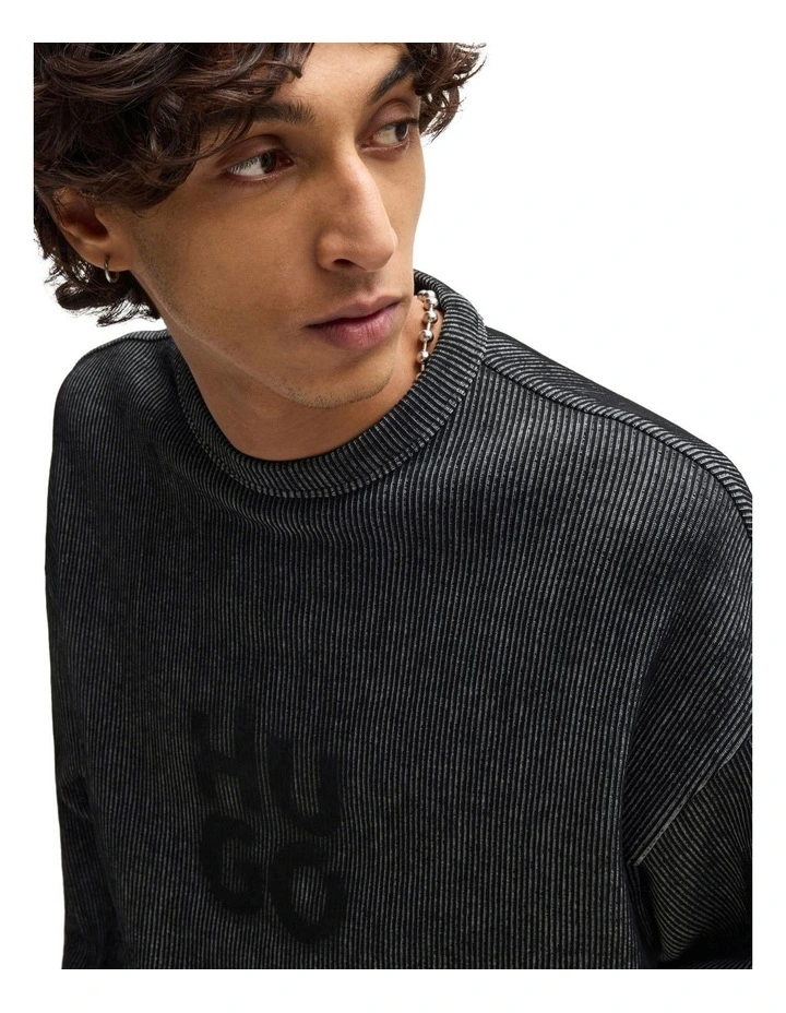 Dinkam Sweat Top in Black image 3