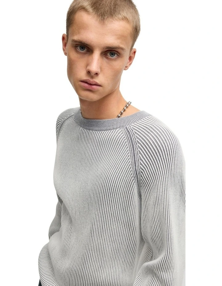 Squizzo Knit in Natural image 3