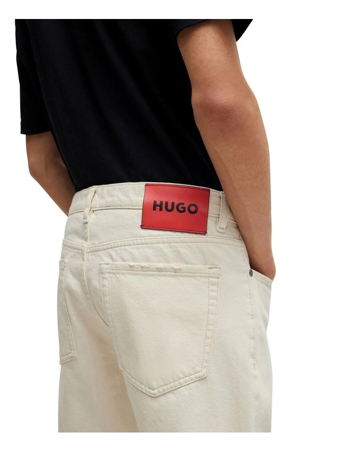 Hugo 634 Jean in Natural image 3