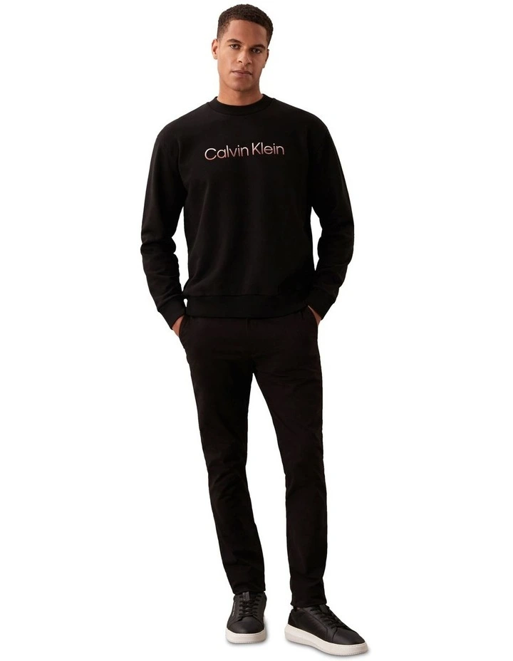 Raised Ombre Embroidery Crew Sweater in Black image 4