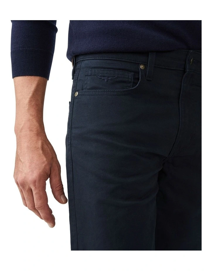 Nicholson Twill Shorts in Navy image 4
