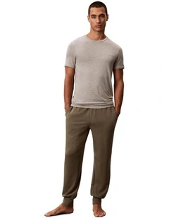 Travel Joggers in Green