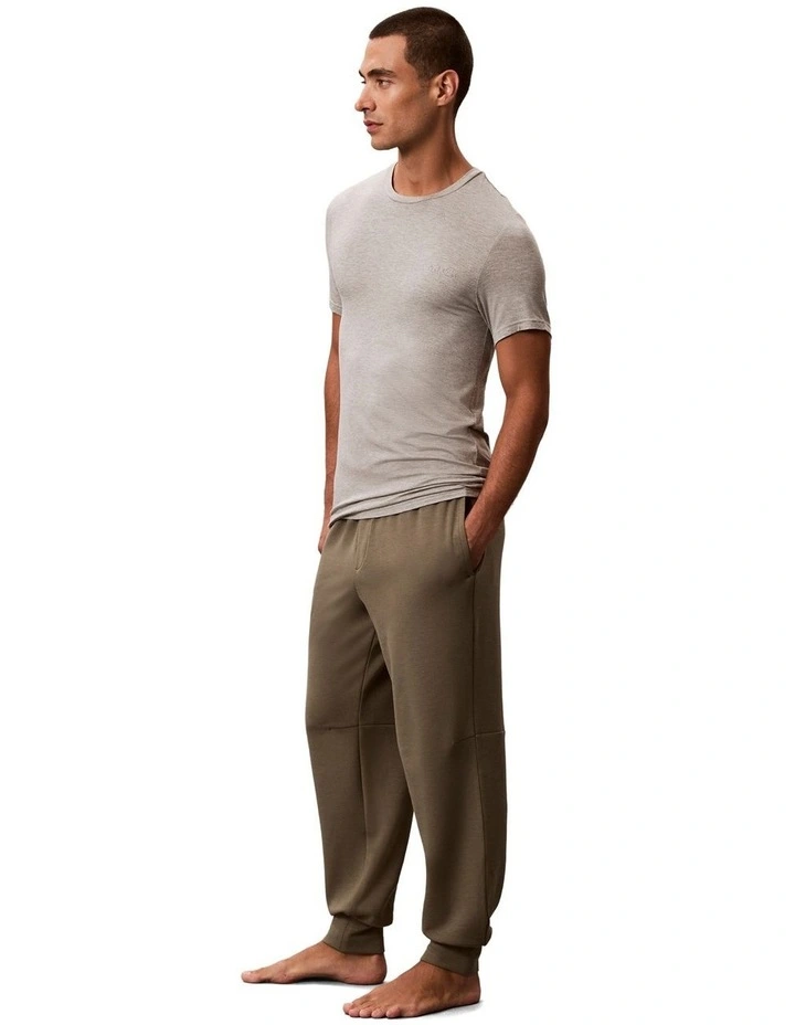 Travel Joggers in Green image 3