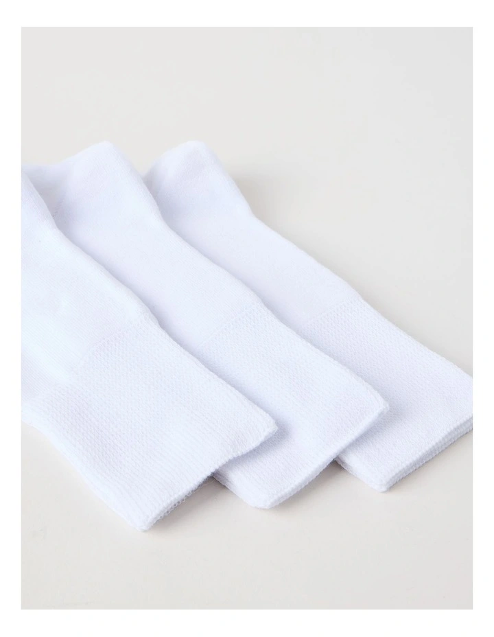 3 Pack Loose Top Crew Sports Socks in White image 2