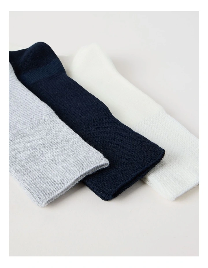 3 Pack Loose Top Crew Sports Socks in Ivory, Navy, and Grey image 2