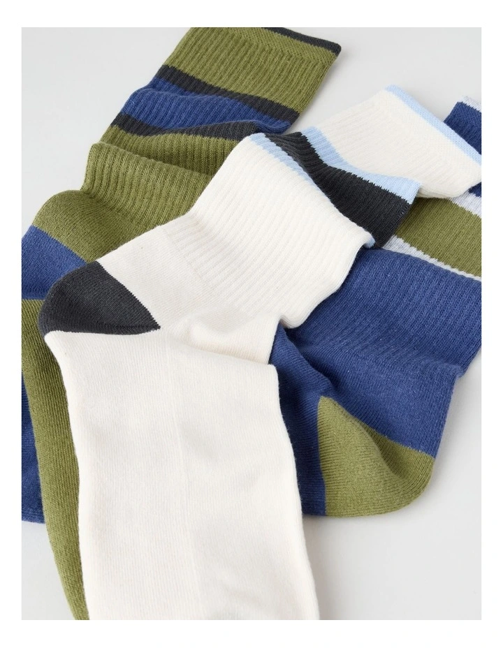 Block Stripe Sports Crew Socks 3 Pack in Navy, Andorra and Light Green image 2