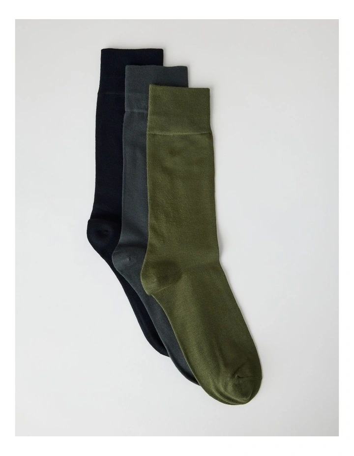 Bamboo Socks 3 Pack in Black, Charcoal, and Deep Green image 1